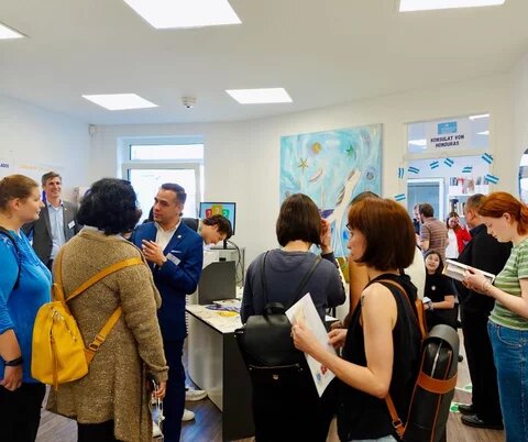 Noche Larga Consulados 1