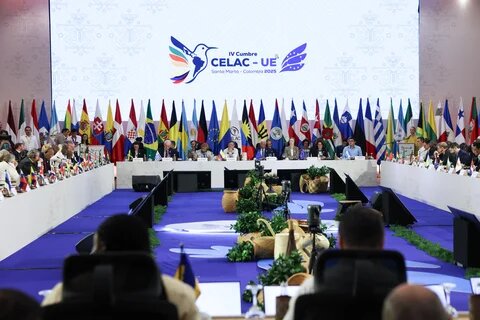 IV Cumbre CELAC-UE Sesión Plenaria