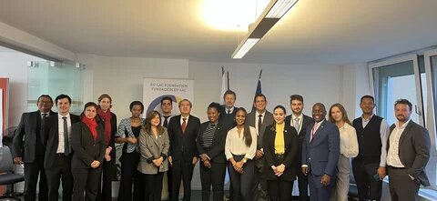 visita de diplomáticos 