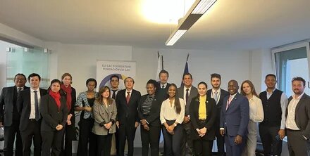 visita de diplomáticos 