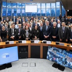 Asamblea Parlamentaria Euro-Latinoamericana (EuroLat)